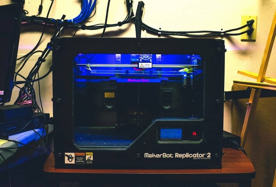 makerbot replicator 3d closed frame printer